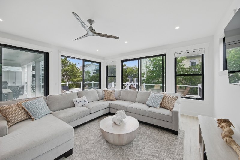39619 Michelane Circle, Breakwater Beach — photo 27