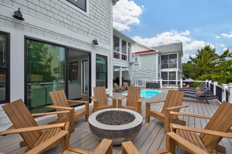39619 Michelane Circle, Breakwater Beach — photo 5
